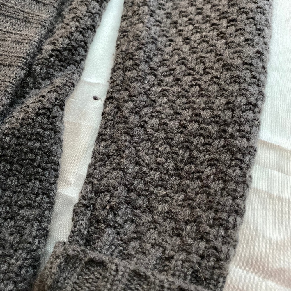 Cashmere Blend TAHARI GRAY CARDIGAN - Picture 7 of 8